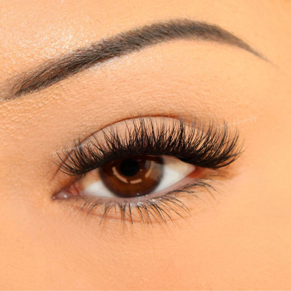 Pestañas Hechiceras | Racimos de pestañas de bricolaje